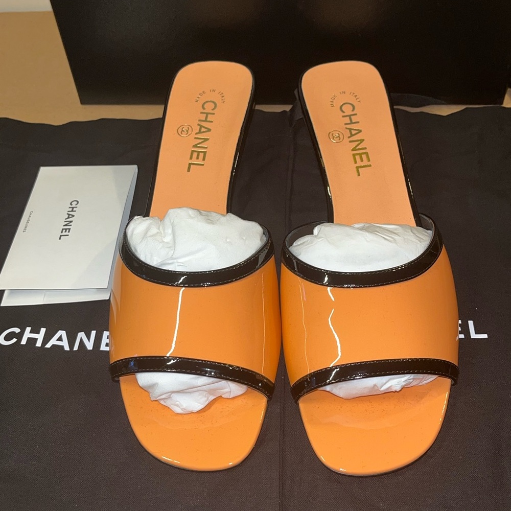 Authentic Chanel Mules orange/black size 41